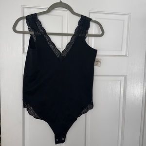 NWT Anthropologie bodysuit with lace detail & V-back, size L/XL